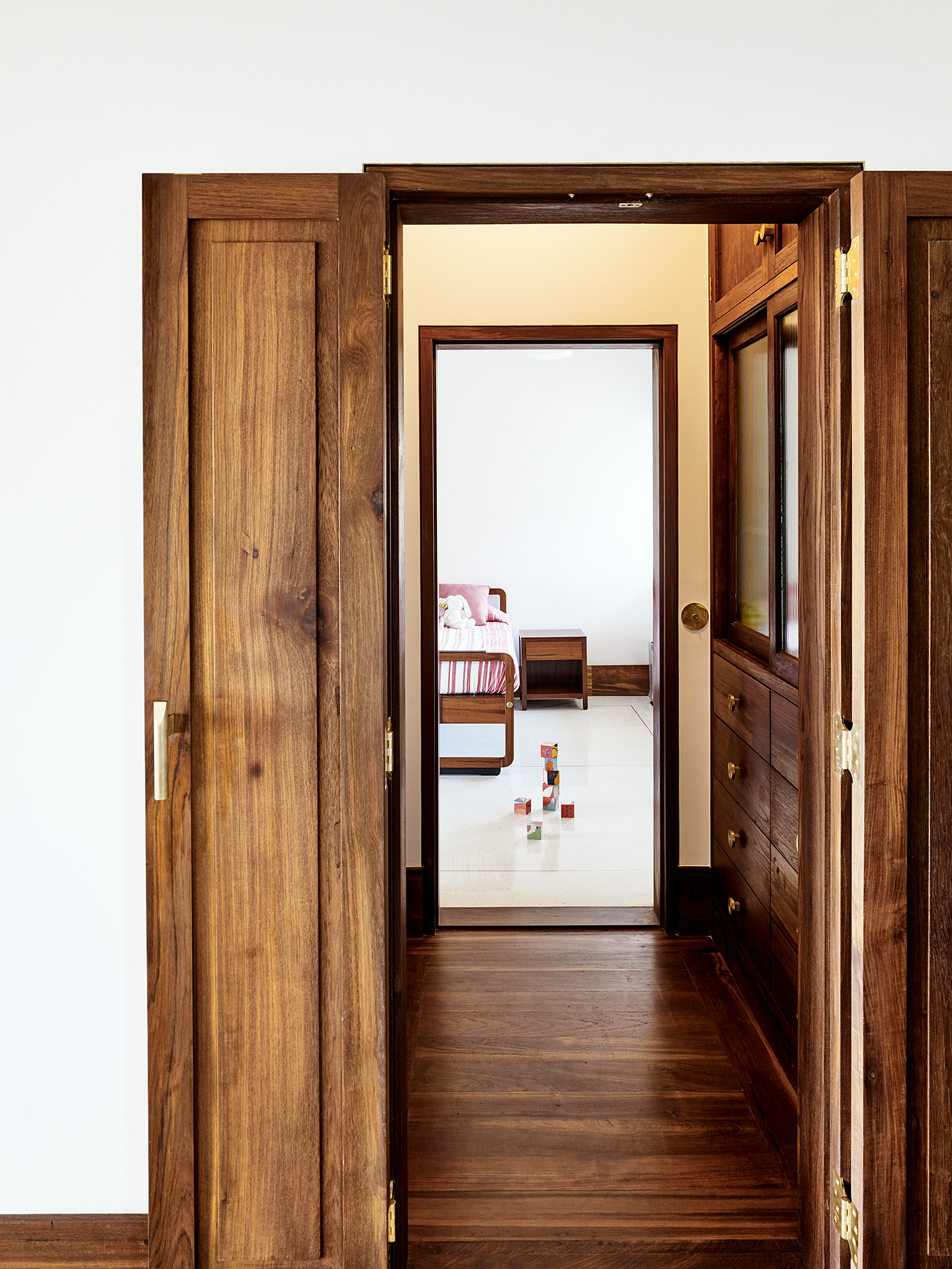 E16581 Alpa 056394 SCREEN